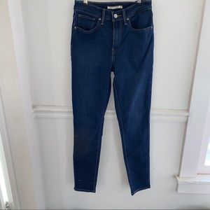 listing-status-banner